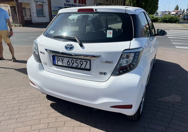 Toyota Yaris cena 39500 przebieg: 106000, rok produkcji 2014 z Biłgoraj małe 211